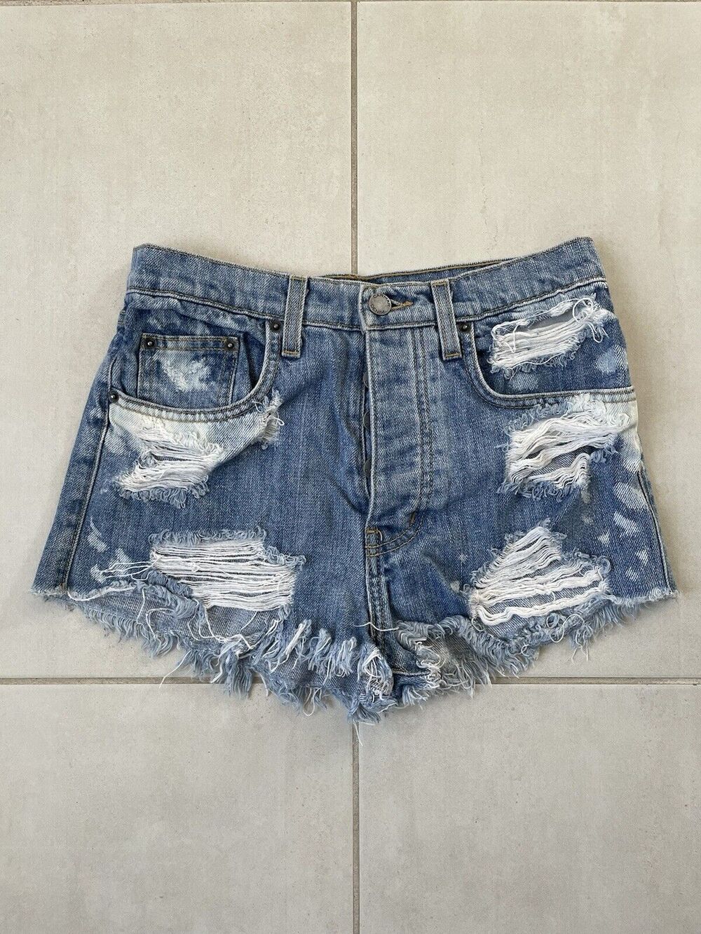 Carmar Shorts Denim Jean Cut Off Acid Wash Distressed Button Fly